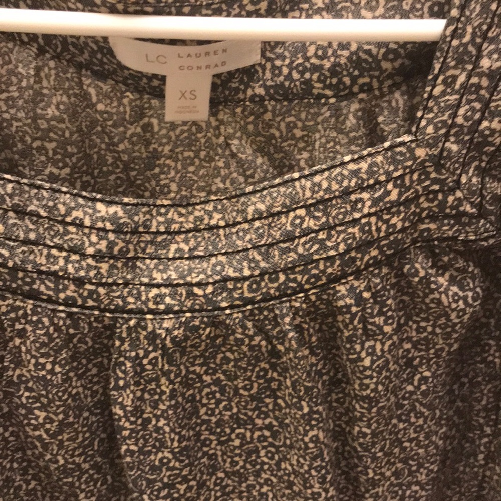 Floral pattern blouse - Picture 2 of 4